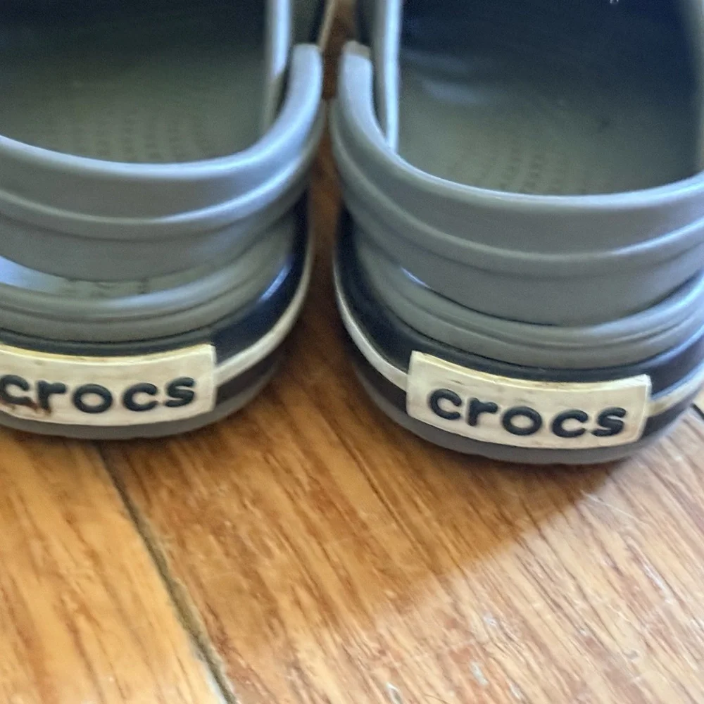 CROCS Kids Classic Clog in Grey